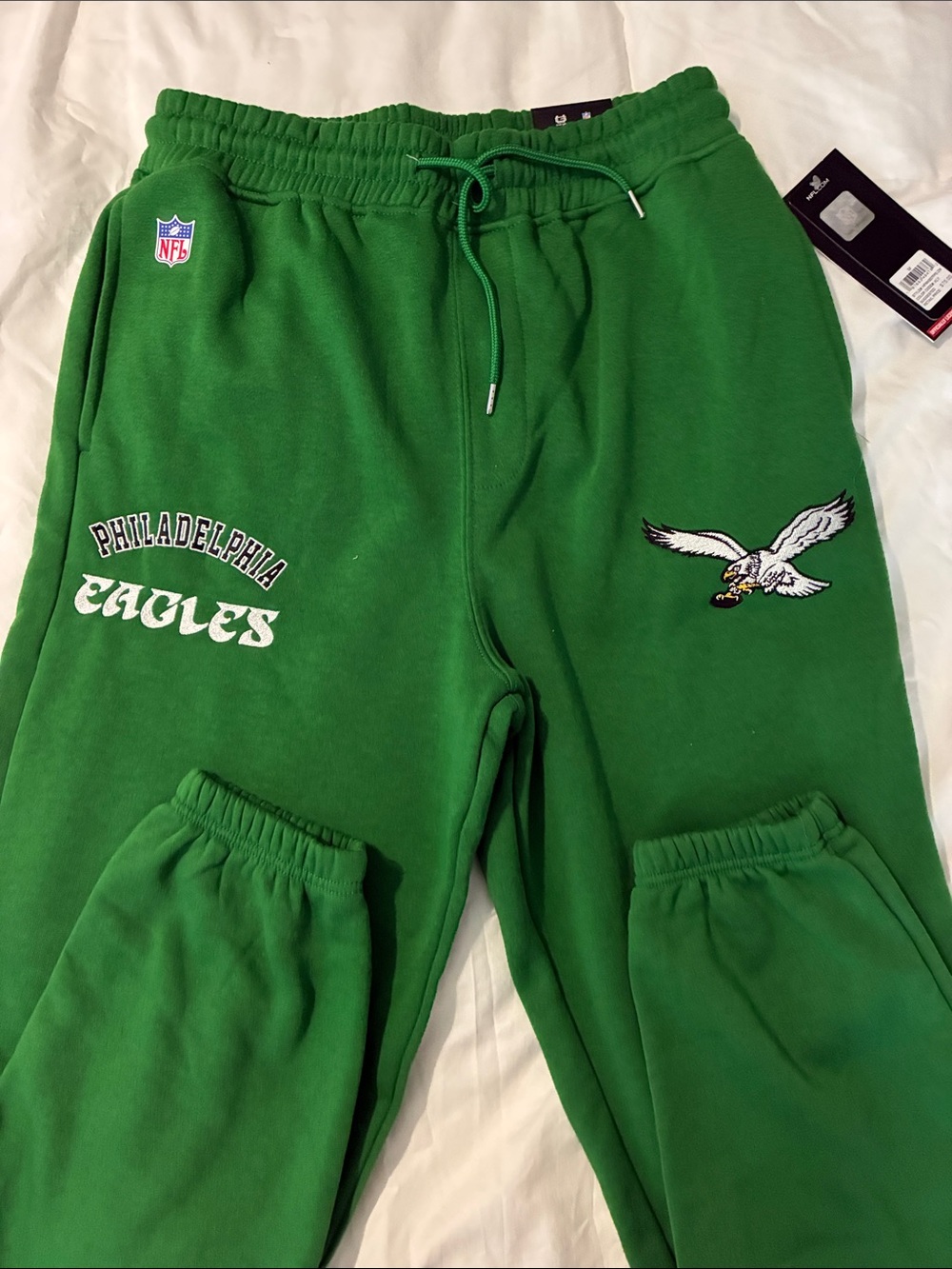 Eagles joggers - Picture 3 of 3
